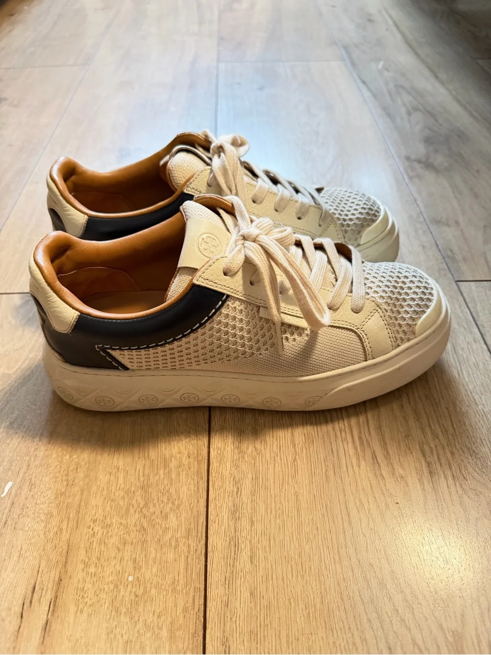 Tory Burch low top